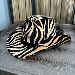 Tiger cowboy hat